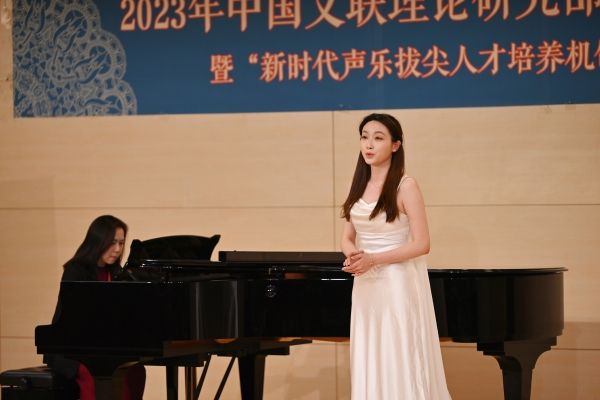 /storage/EBE1B28651D8A9D6F90F360213768ABC